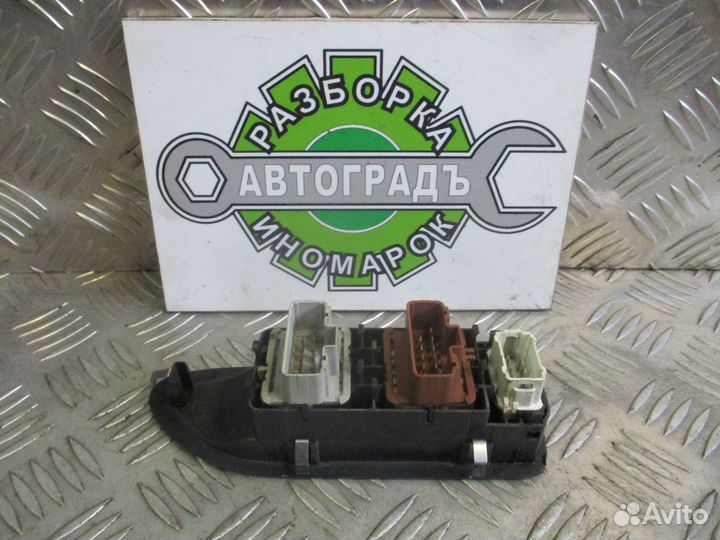 Блок стеклоподъёмников Renault Laguna 2 2002г