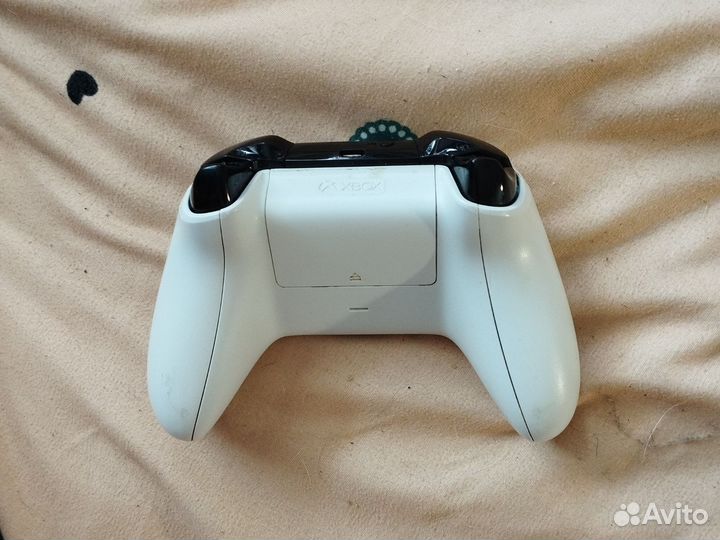 Геймпад xbox one s