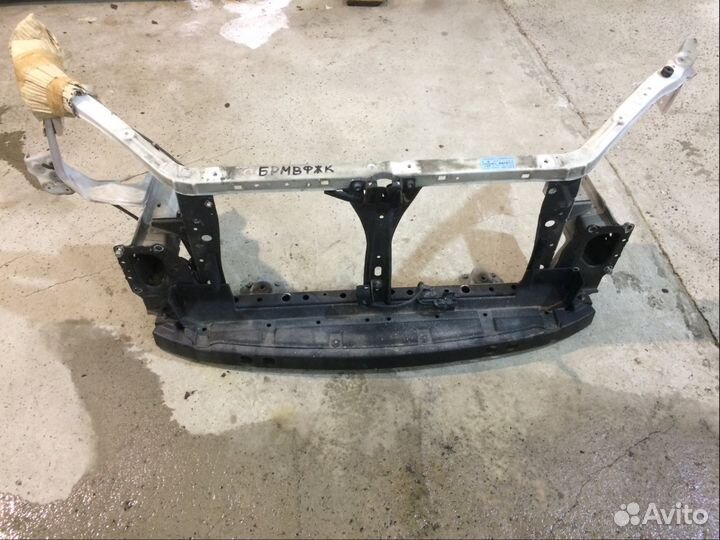 Передняя панель Субару Легаси Аутбек 06/09