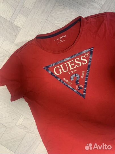 Футболка guess