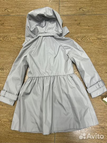 Плащ для девочки 128 134 . Фирма Акула
