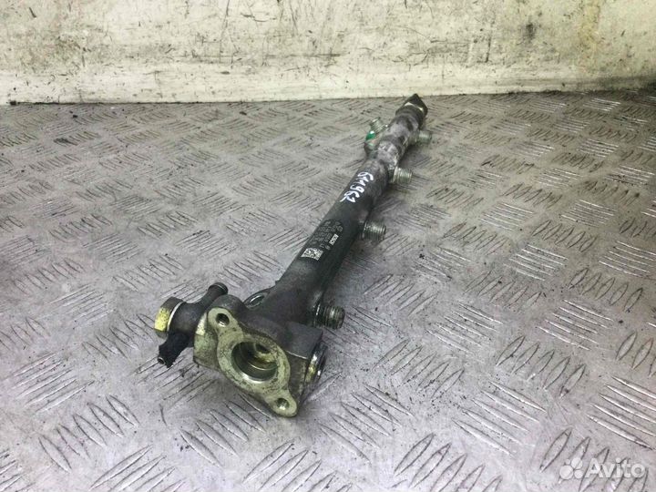 Топливная рампа Mercedes C-klasse A6110780149; 028