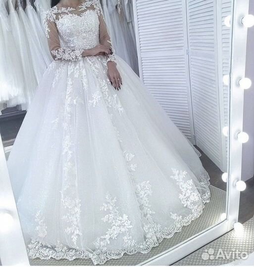 Свадебное платье