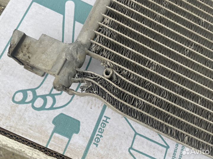 Радиатор кондиционера Land Rover Velar L560 2017+