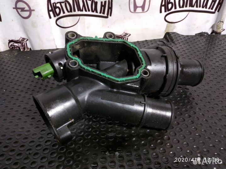 Корпус Термостата Ford Kuga ufda 2012