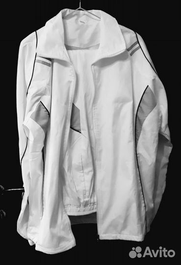 Спортивный костюм