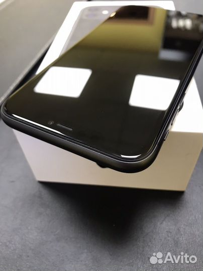iPhone 11, 256 ГБ
