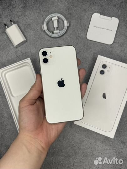 iPhone 11, 64 ГБ