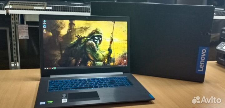 Lenovo 17 i5 9300/GTX1650/1000GB+128GB SSD/16GB