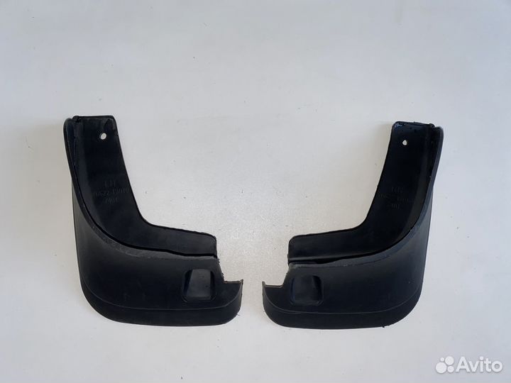 Брызговики передние Toyota Spacio 110