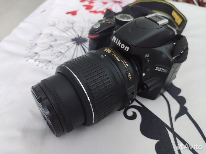 Зеркальный фотоаппарат Nikon d3200