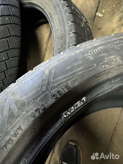 Bridgestone Alenza 001 285/40 R21