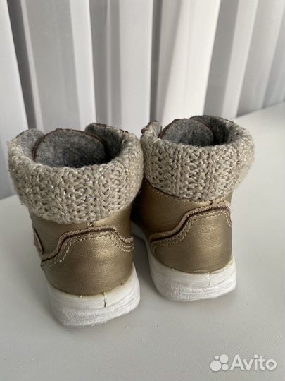Ботинки демисезонные для девочки Котофей