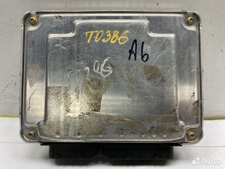 Блок управления двигателем VAG (эбу) 4B1907401B