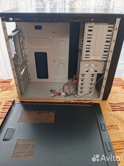 Продаю компоненты пк, корпус, мониторы, клавиатура
