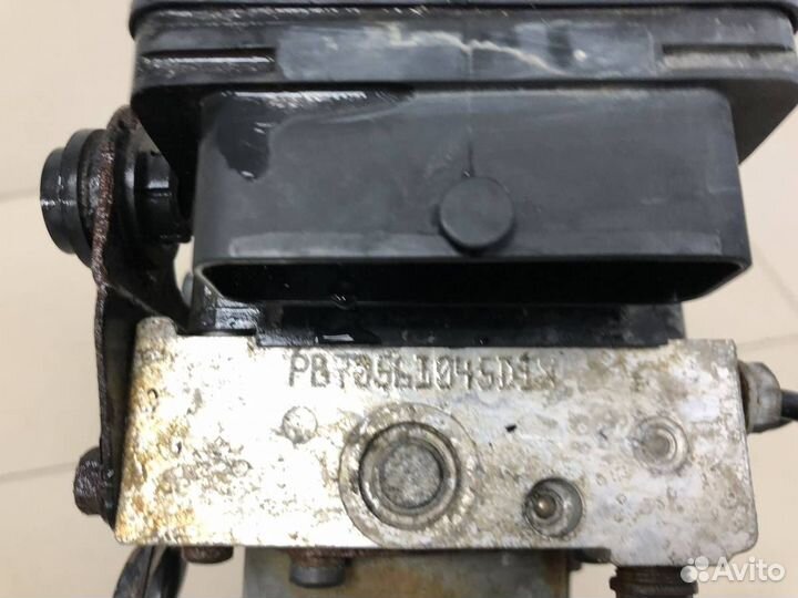 Блок управления тормозами/насос ABS Skoda Rapid