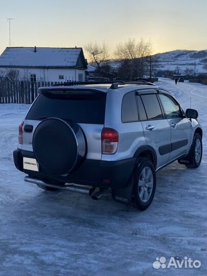 Toyota RAV4 2.0 AT, 2000, 303 000 км