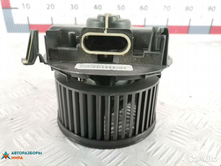 Моторчик печки Dacia Logan рест. 2011 6001547691