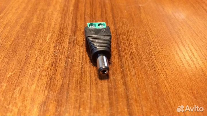 Штекер питания для адаптера