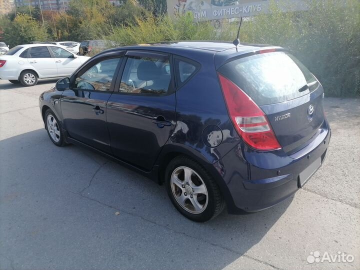 Hyundai i30 1.6 AT, 2011, 165 000 км