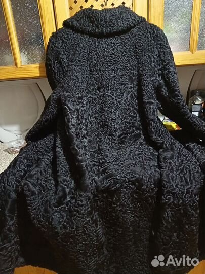 Шуба из каракульчи 54-56