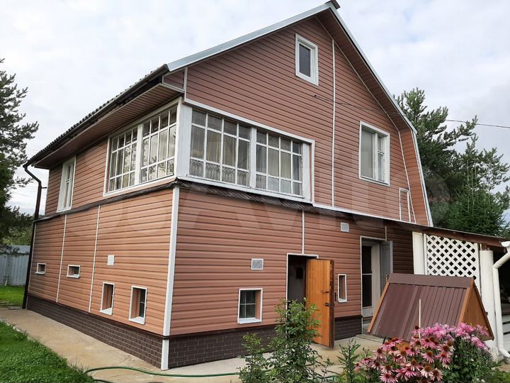 Дача 130 м² на участке 6 сот.