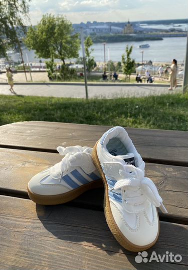 Кроссовки детские adidas, 26,28,29,31 размеры