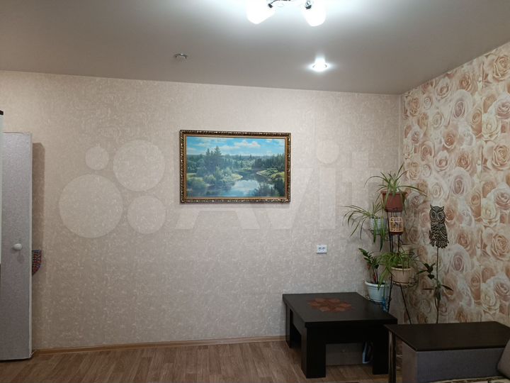 2-к. квартира, 52 м², 4/9 эт.