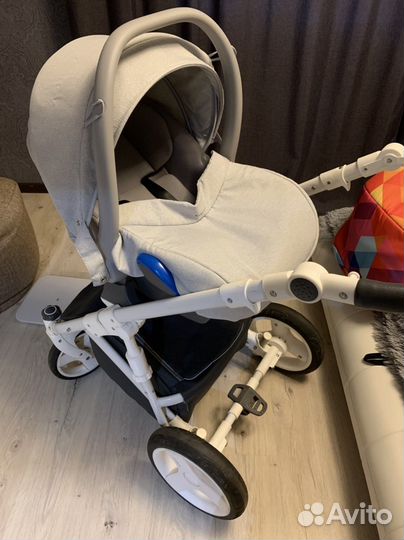 Коляска 3 в 1 Bexa Cube