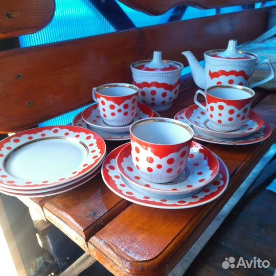 Чайный сервиз на 5 персон