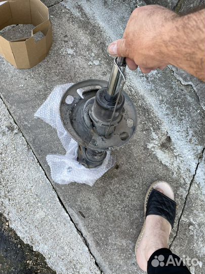 Передние стойки mazda 6