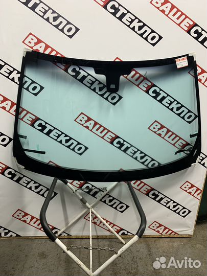 Лобовое стекло Range Rover Evoque с обогревом