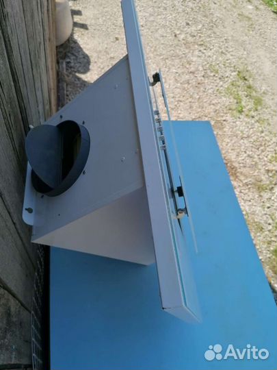 Кухонная вытяжка бу