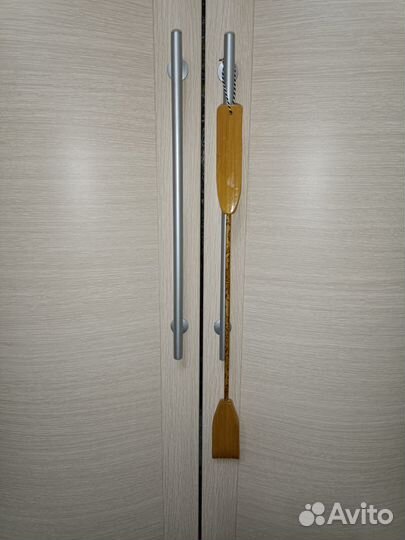 Ручной массажёр и 