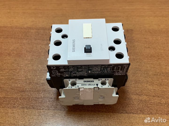 Контактор 3TF44 Siemens