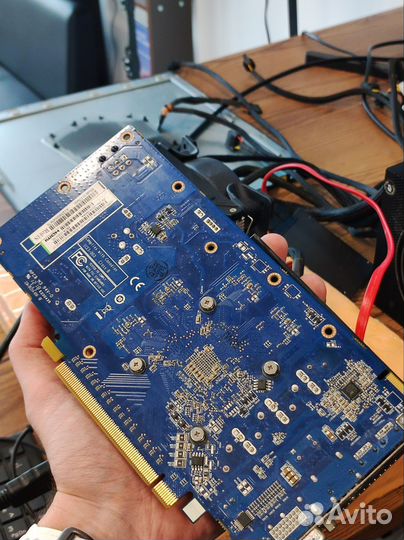 Видеокарта HD7770 (1Gb gddr5)