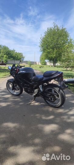 Suzuki SV 400