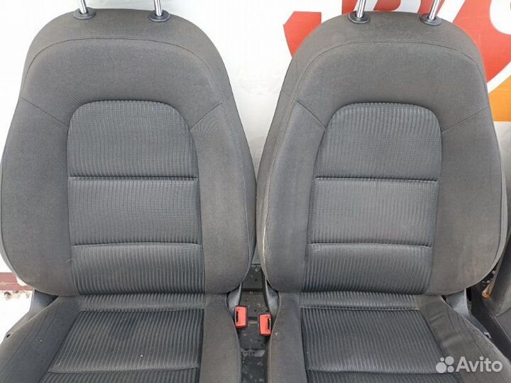 Сиденья комплект Audi A4 B8 cdhb 2008