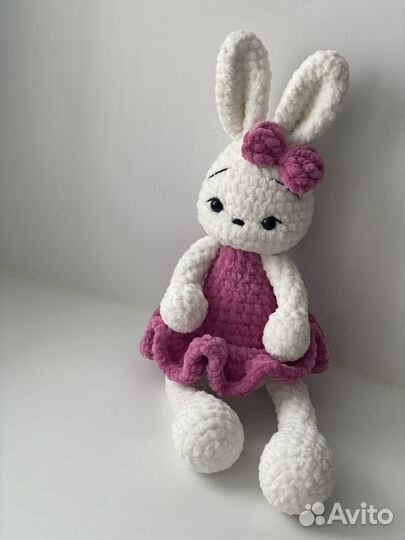 Вязаная Зайка, игрушка ручной работы