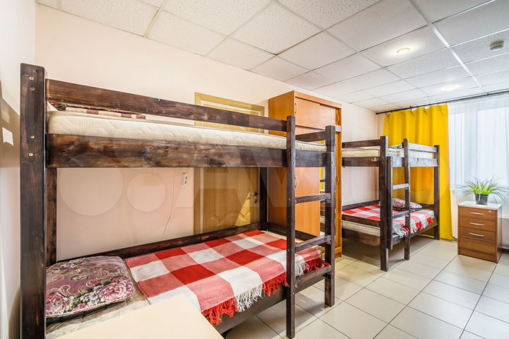 Комната 20 м² в 4-к., 1/17 эт.