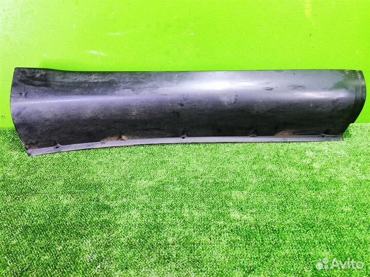 Накладка порога правого наружная Ssangyong Rexton