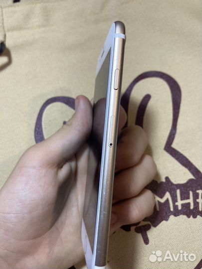 Телефон iPhone 7 32gb