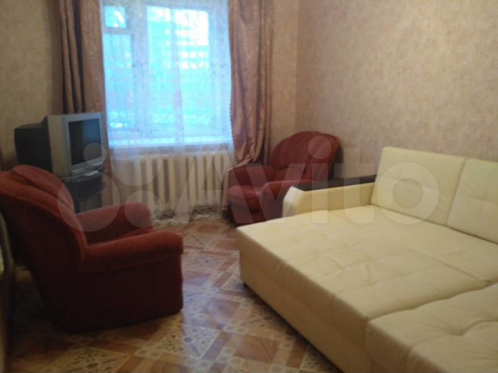 2-к. квартира, 51 м², 3/10 эт.