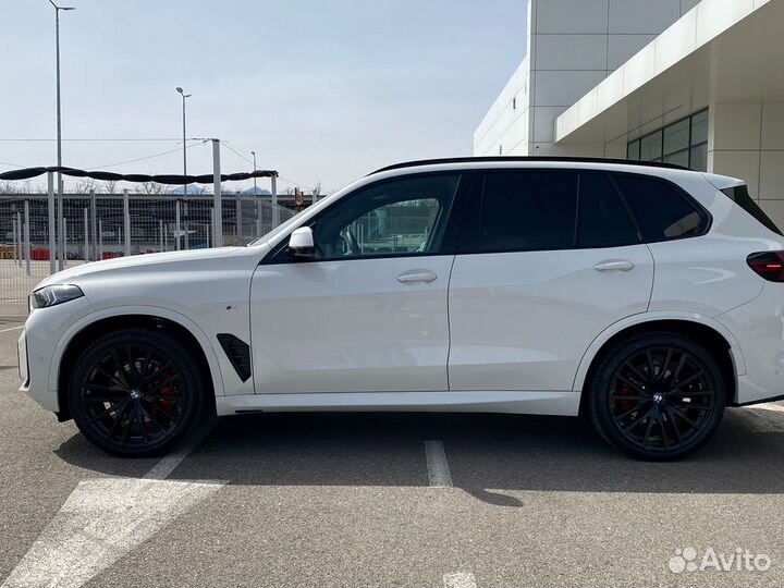 BMW X5 3.0 AT, 2023