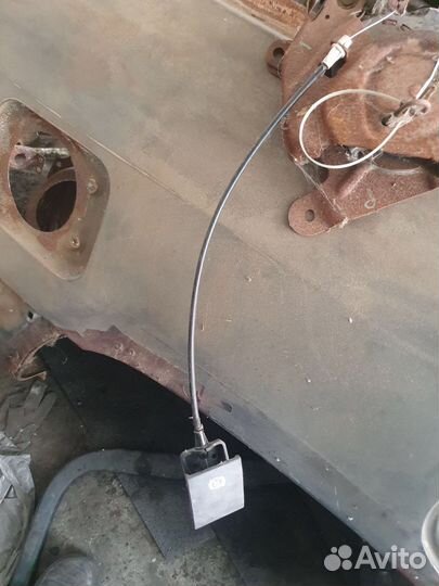 Тросик к ручке ручного тормоза Cadillac Escalade 3