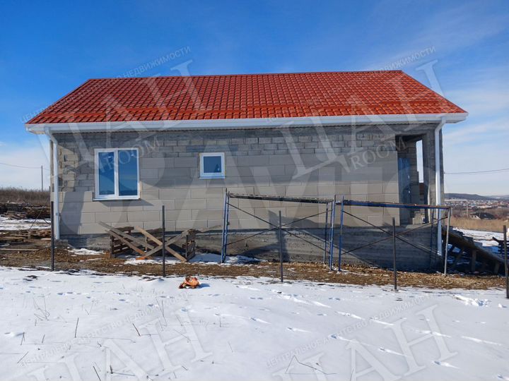 Дом 95 м² на участке 4 сот.