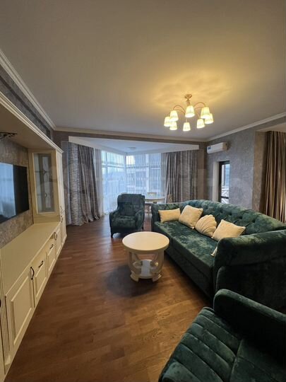 3-к. квартира, 153 м², 8/13 эт.