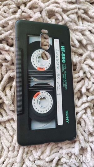 Новый чехол на телефон