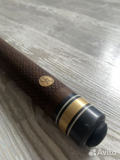 Бильярдный кий