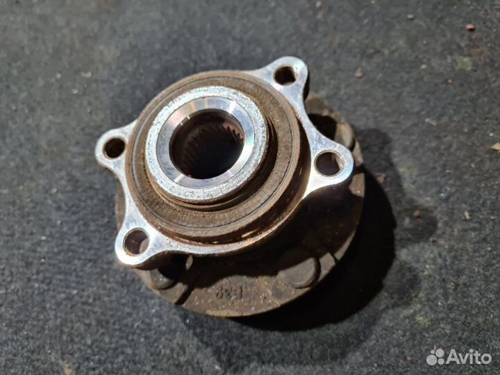 Ступица передняя Nissan Juke F15 1.6 DDT 2011